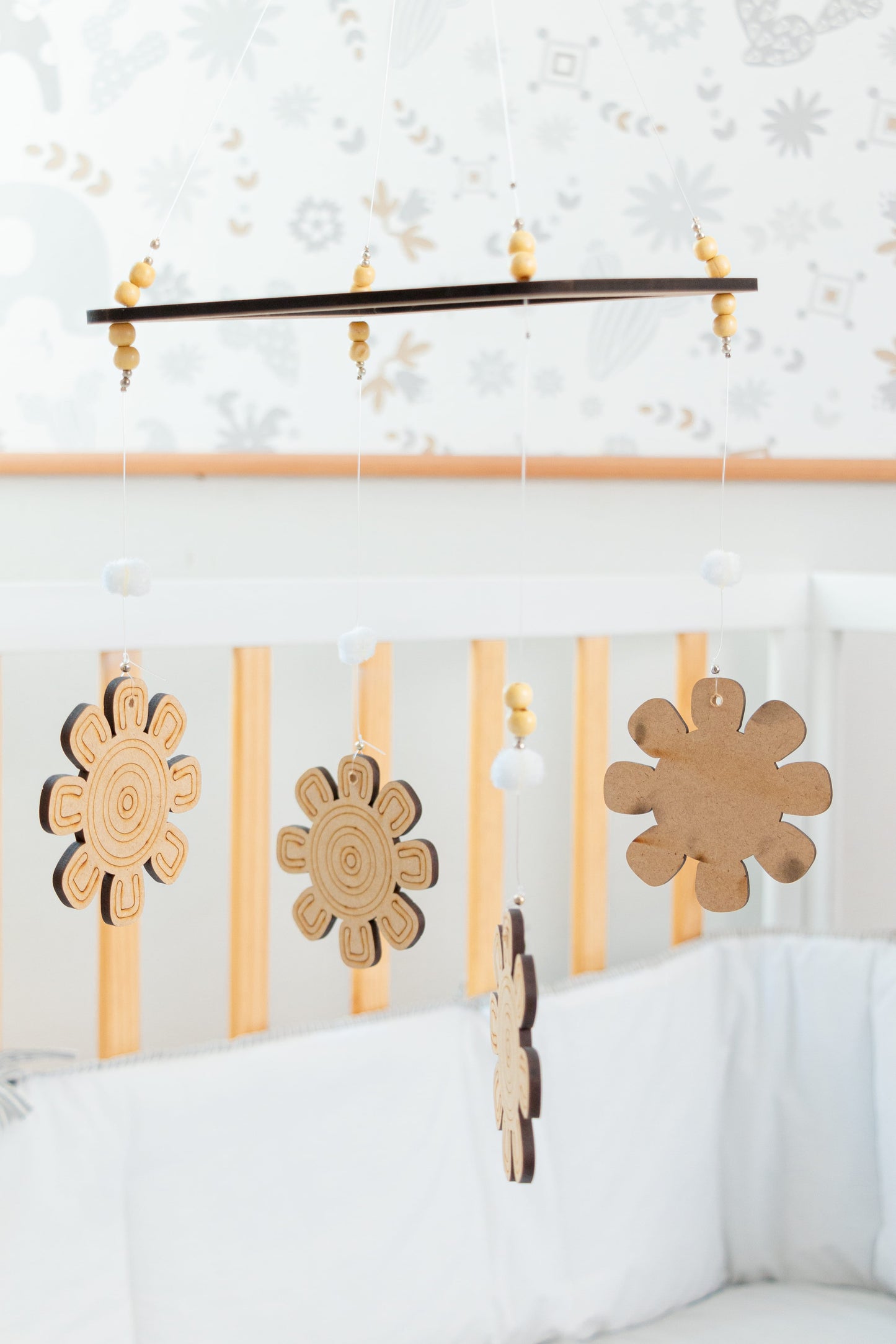 Móvil decorativo - Soles