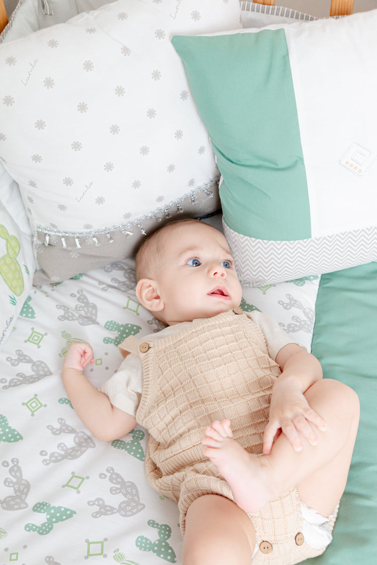 Nopales y Ojo de Dios